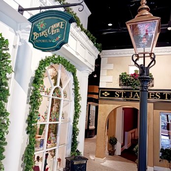 Byers' Choice - Holiday Decorations Near Me - Chalfont, Pennsylvania