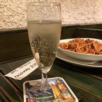 Pizzeria Nerone - Pizza Near Me - Vienna, 9