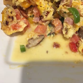 Holiday Inn Pittsburgh-Monroeville - That is raw egg pouring out of omelet - Venues & Event Spaces Near Me - Monroeville, Pennsylvania