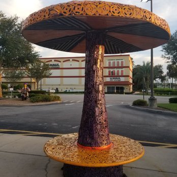 Mellow Mushroom Sanford - Pizza Near Me - Sanford, Florida