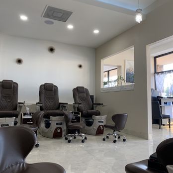 Luxe Nail Spa - Pedicure area - Nail Salons Near Me - Pompano Beach, Florida Luxe Nail Spa - Pedicure area - Nail Salons Near Me - Pompano Beach, Florida