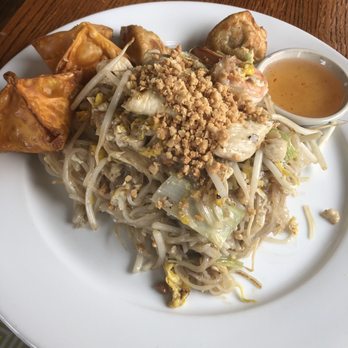 Krua Thai Restaurant - Thai Near Me - Buzzards Bay, Massachusetts