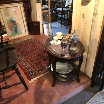 Queens Attic Treasures - Tea time - Used, Vintage & Consignment Near Me - West Dover, Vermont Queens Attic Treasures - Tea time - Used, Vintage & Consignment Near Me - West Dover, Vermont