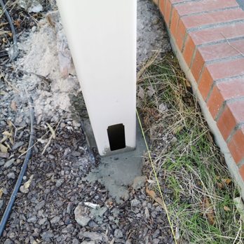 Apache Fence - Post fixed by concrete - Fences & Gates Near Me