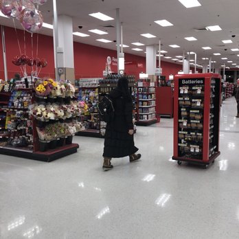 Target - Checkout - Department Stores Near Me - Chicago, Illinois