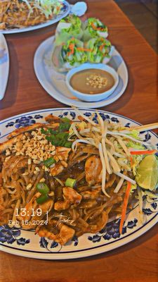 Thai Hut 2 by null