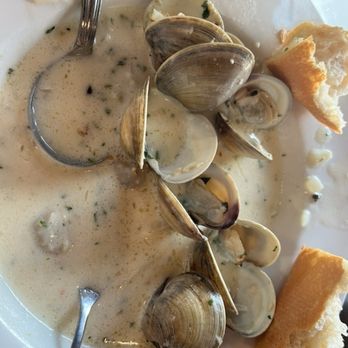 Rumrunners - Clams - Seafood Near Me - Cape Coral, Florida Rumrunners - Clams - Seafood Near Me - Cape Coral, Florida