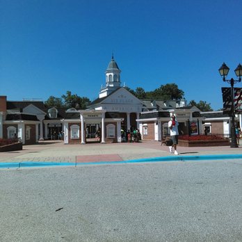 Six Flags America - Entrance to park - Amusement Parks Near Me - Bowie, Maryland Six Flags America - Entrance to park - Amusement Parks Near Me - Bowie, Maryland