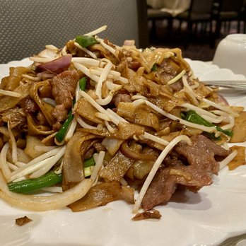 Capital Seafood Beverly Hills - Beef chow fun - Dim Sum Near Me - Beverly Hills, California
