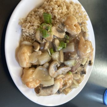 Ming's Restaurant - Egg Foo Yong with shrimp - Chinese Near Me - Papillion, Nebraska Ming's Restaurant - Egg Foo Yong with shrimp - Chinese Near Me - Papillion, Nebraska