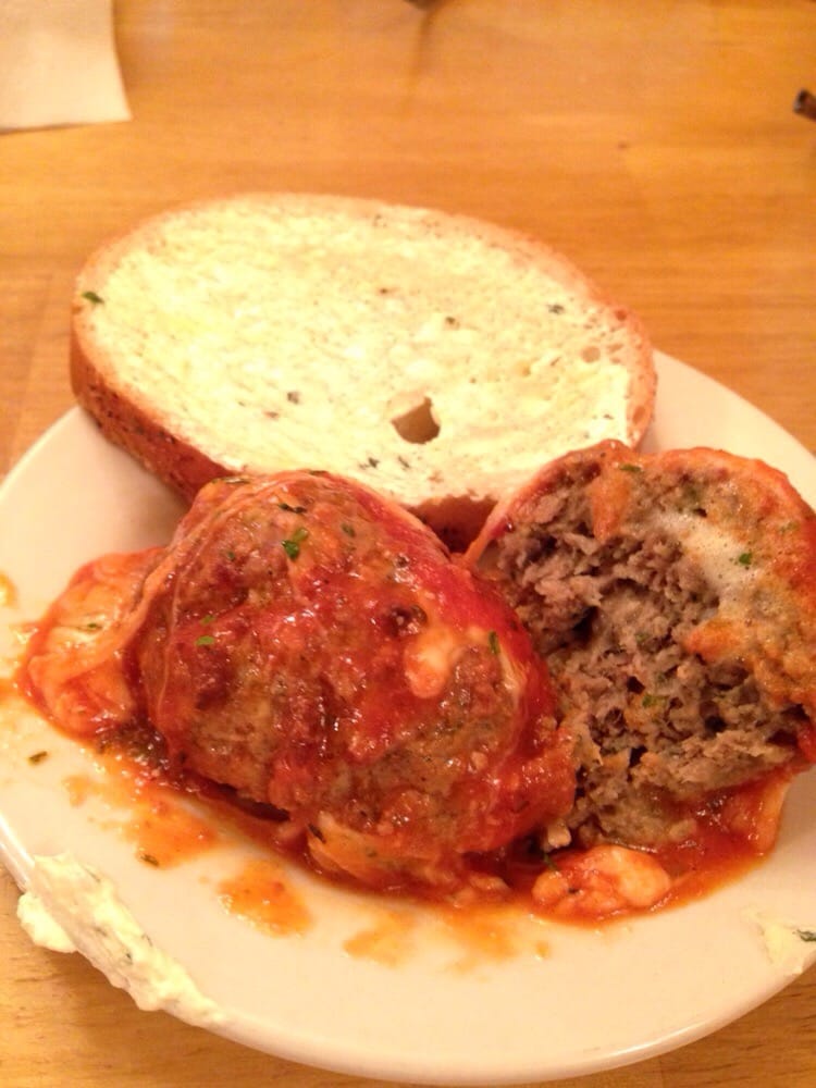 Butch's Italian Cafe Logo