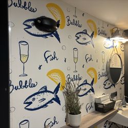Cast Seaside Bites & Bar - The adorable restroom
