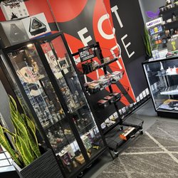 Select Vape - Showroom