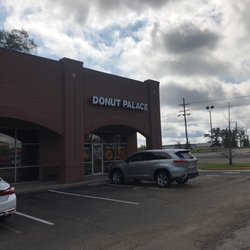 Donut Palace