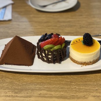 Tiny Pyramid - Chocolate pyramid, fruit basket, lilikoi cheesecake - Cafes Near Me - Honolulu, Hawaii Tiny Pyramid - Chocolate pyramid, fruit basket, lilikoi cheesecake - Cafes Near Me - Honolulu, Hawaii
