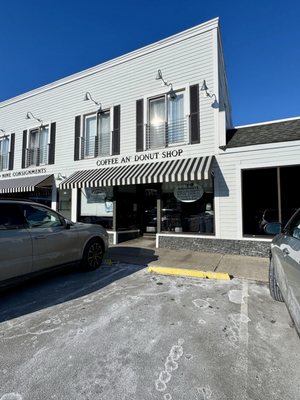 Coffee An' Donut Shop by null