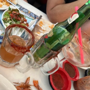 El Paso Tacos & Tequila - Empty drinks.... 20 mins before they came back to the table. - Tex-Mex Near Me - Alvin, Texas