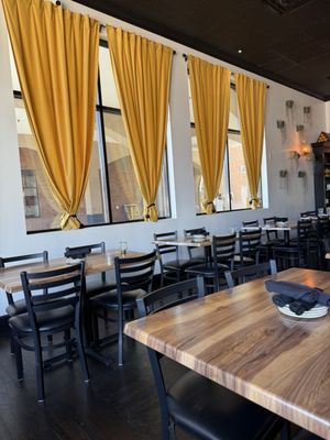 Flamin' Thai & Sushi Northeast by null