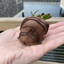 Wee R Sweetz - Chocolate covered strawberry