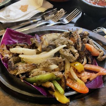 Salsa's Cantina - Chicken, Steak, and Portobello Mushrooms Fajitas - Mexican Near Me - Clovis, California