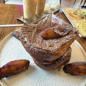 Madres Brunch - Coffee & Tea Near Me - Rancho Cucamonga, California