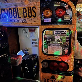 Trusty's Full-Serve Bar - Dive Bars Near Me - Washington, DC, District of Columbia