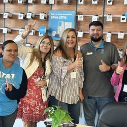 AT&T Store - Castillo and his co-worker provided outstanding customer service!  THANK YOU!