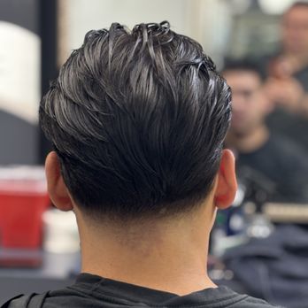 Yeimi's Beauty Salon - Men's haircut done by talented barber Eddy - Hair Salons Near Me - Chicago, Illinois Yeimi's Beauty Salon - Men's haircut done by talented barber Eddy - Hair Salons Near Me - Chicago, Illinois