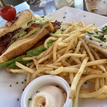 Square Grouper - Islamorada - BLT with extra bacon - Seafood Near Me - Islamorada, Florida Square Grouper - Islamorada - BLT with extra bacon - Seafood Near Me - Islamorada, Florida