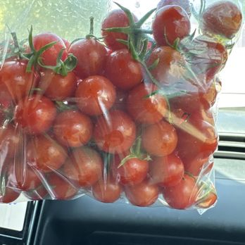 Hamburger King - Tomatoes from the garden - Burgers Near Me - Shawnee, Oklahoma