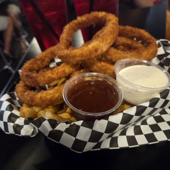 Cool Cat Cafe - Onion rings - Burgers Near Me - Kihei, Hawaii Cool Cat Cafe - Onion rings - Burgers Near Me - Kihei, Hawaii