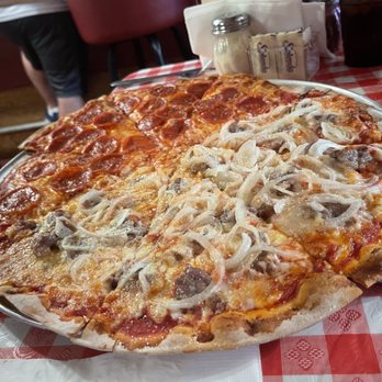 Nancy's Towne House - Pizza Near Me - Rahway, New Jersey Nancy's Towne House - Pizza Near Me - Rahway, New Jersey