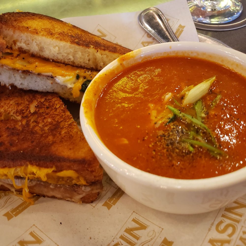 Basin 141 - Garlic bread grilled cheese - Gastropubs Near Me - Monrovia, California Basin 141 - Garlic bread grilled cheese - Gastropubs Near Me - Monrovia, California
