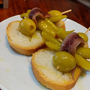 Bilbao Food Tours - My favorite. So much flavor with the peppers and the olives and the anchovy. Yum! - Food Tours Near Me