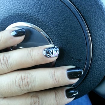 Amber T Nails - I found a picture on Pinterest, showed it to my favorite girl and wallah! Cute. - Nail Salons Near Me - Tarzana, California