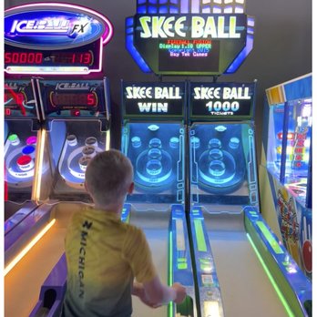Round1 Bowling & Arcade - Mentor - Arcades Near Me - Mentor, Ohio Round1 Bowling & Arcade - Mentor - Arcades Near Me - Mentor, Ohio