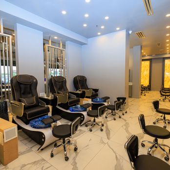 Gallery Nail Bar Mercy - Nail Salons Near Me - Gilbert, Arizona
