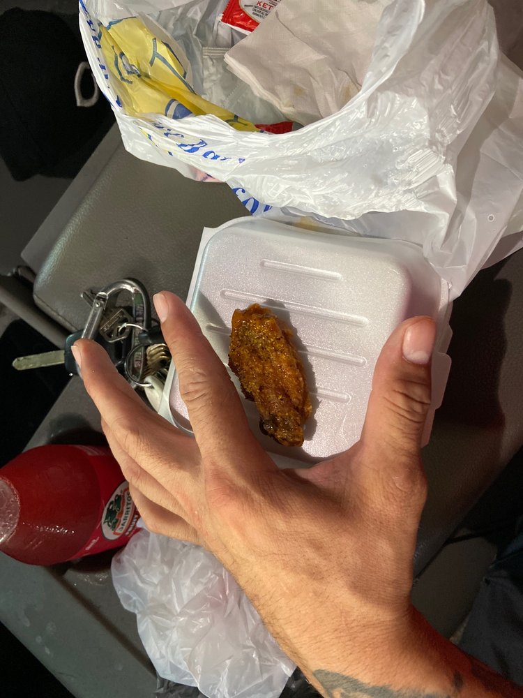 GAO’S HOT WINGS Updated September 2024 16 Photos & 32 Reviews 981