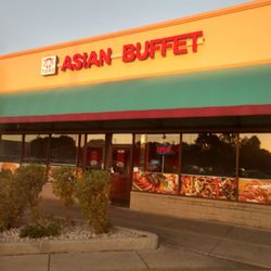 Toro Asian Buffet - The front entrance