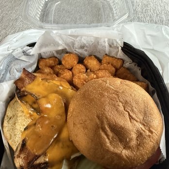 Niffer's Place Auburn - Grilled chicken bacon and cheddar with Cajun tots - American Near Me - Auburn, Alabama Niffer's Place Auburn - Grilled chicken bacon and cheddar with Cajun tots - American Near Me - Auburn, Alabama
