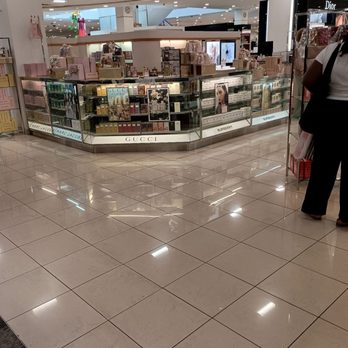 Macy's - Fragrance section...sales people looking to have you smell samples - Department Stores Near Me - Plantation, Florida