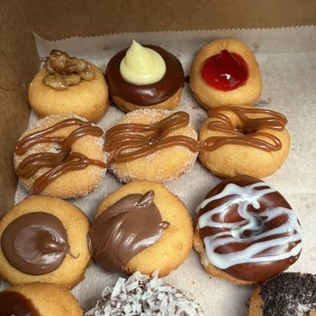 Y&E Creations - Desserts Near Me - Middletown, New York