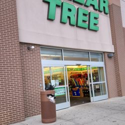 Dollar Tree - Dollar Tree in Yards Plaza at 4500 S. Damen Avenue