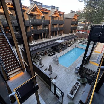 Desolation Hotel - Hotels Near Me - South Lake Tahoe, California