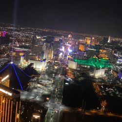 5 Star Helicopter Tours - Great experience, Jimmy was a fun pilot and joked a lot too keep the people that were scared smiling.