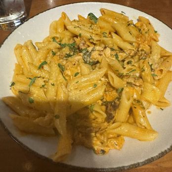 Tommy's Tavern + Tap - Pizza Near Me - Staten Island, New York