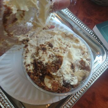 Funny Face Bakery - Banana pudding - Cupcakes Near Me - New York, New York