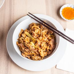 Wacky's Lo Mein 捞面