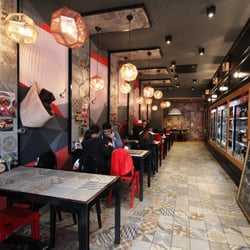 Salon de Sushi - Salon de Sushi interior