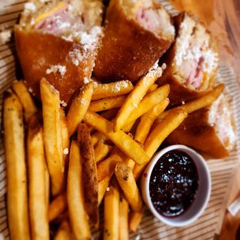 Cheddar's Scratch Kitchen - MonteCristo - American Near Me - Abilene, Texas